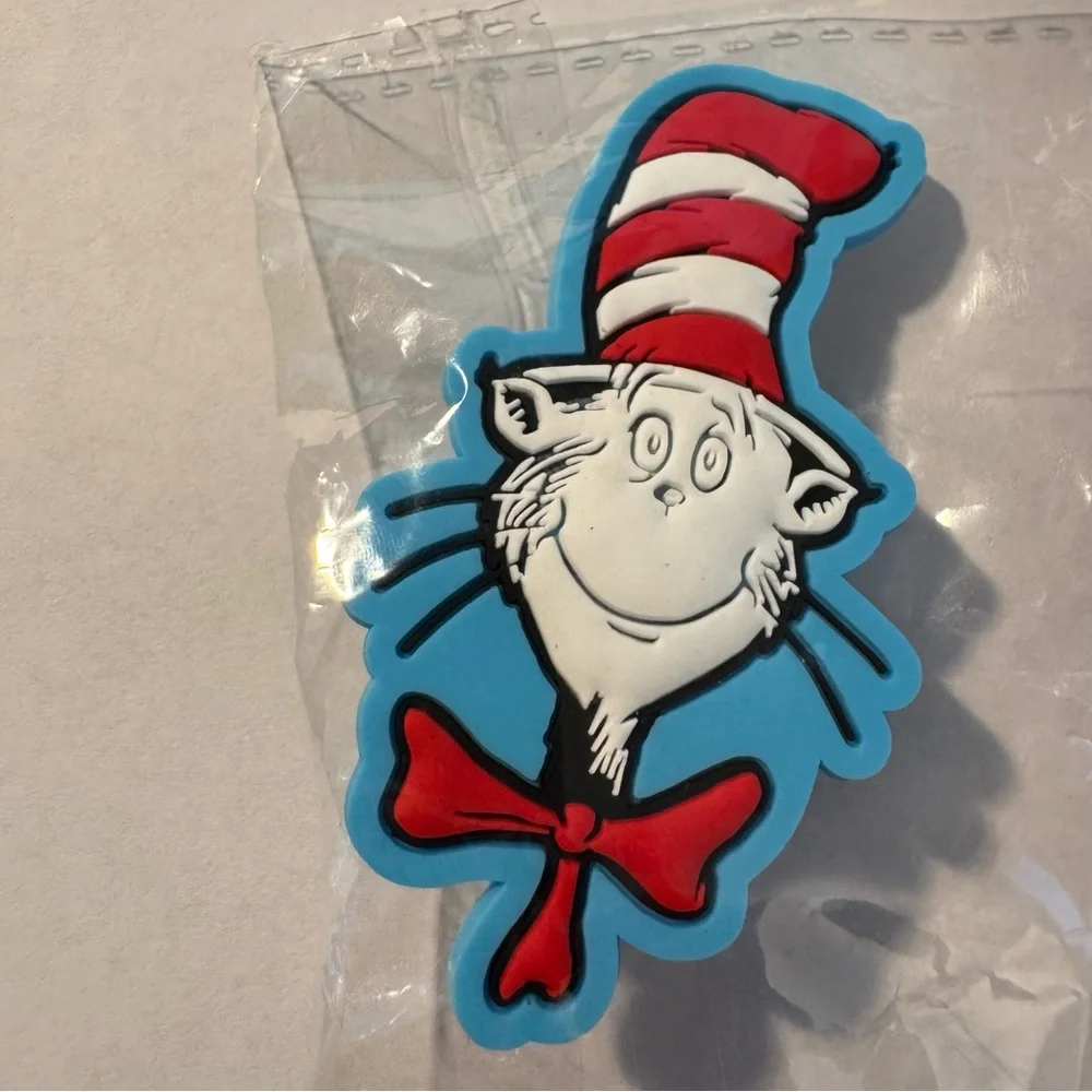 Dr. Seuss Cat in the Hat Pencil Sharpener & 2 pencils collectible school teacher